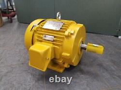 7.5 hp Industrial Electric Motor OMN-213T-4 17203