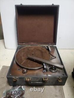Antique Record Player Portable with Flyer Electric Motor 2391 General Industries