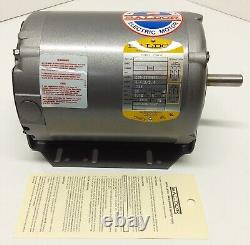 Baldor Electric Industrial Motor RM3154 Spec 35F883-372 Phase 3 Class B RPM 1725