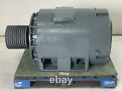 General Electric Ge Motor 100hp 440v Modèle 5k814410a2 1180 RPM V-ceinture 10 Poulie