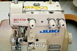 Juki Mo-6704s Machine À Coudre 3 Fils Industriels Avec Table Et Moteur