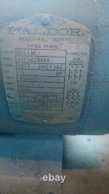 Moteur électrique industriel Baldor M2513T de 15 CV 208-230/460V 1760 tr/min 3PH LIVRAISON