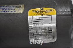 Moteur industriel Baldor Electric M3611t, 208-230/460 Volts, 8.3-8.2/4 Ampères, 60 Hz.