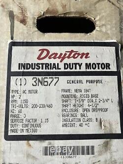 Moteur triphasé industriel Dayton Tri-Volt 3N677A 2HP 1150 RPM NOS